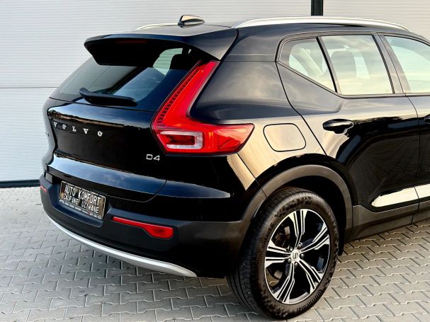 Volvo XC40 D4 AWD Momentum Pro 140 kW image number 17