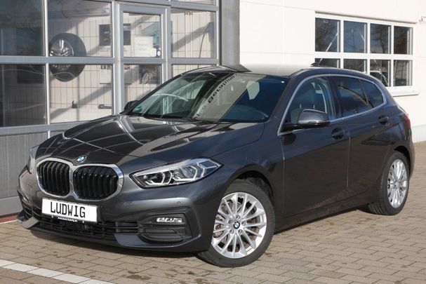 BMW 118d Advantage 110 kW image number 1