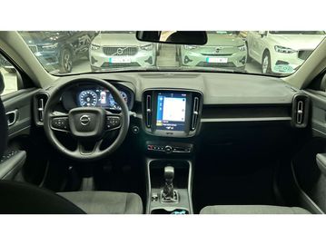 Car image 30