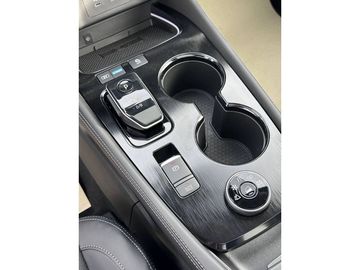 Car image 28