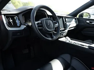 Car image 46