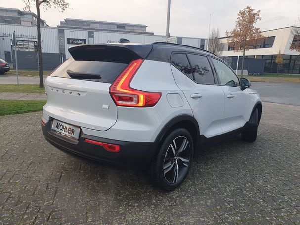 Volvo XC40 R Recharge T4 Design DKG 155 kW image number 8