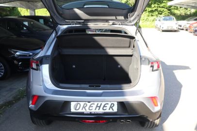 Car image 26