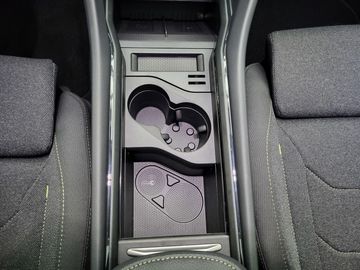 Car image 36