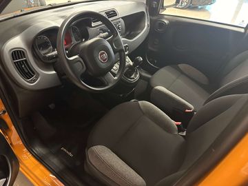 Car image 15