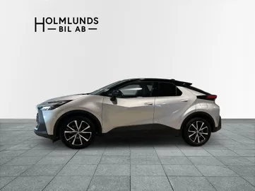 Car image 5