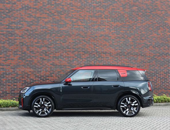 Mini Countryman S JCW ALL4 160 kW image number 23