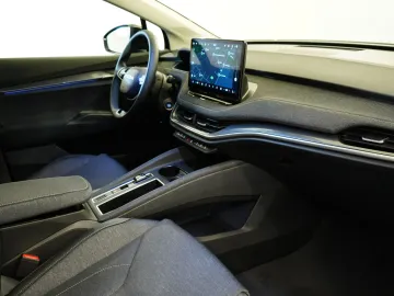 Car image 50