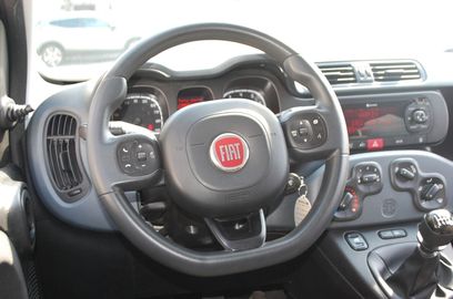 Car image 12