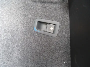 Car image 46