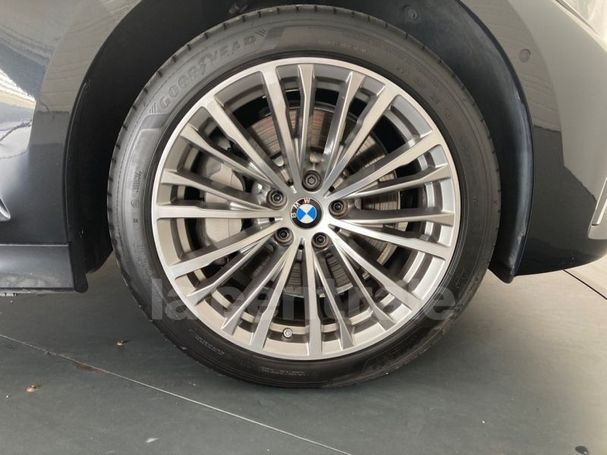 BMW 330d xDrive 210 kW image number 12