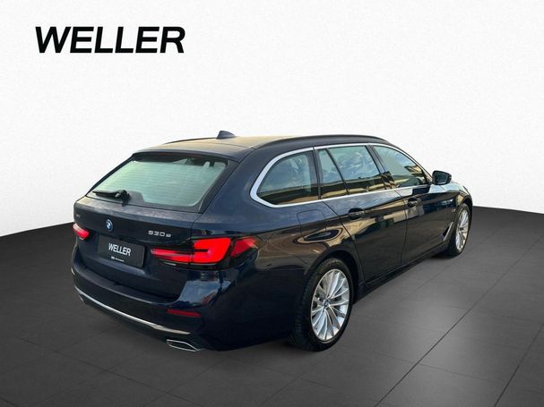 BMW 530 Touring xDrive 215 kW image number 4