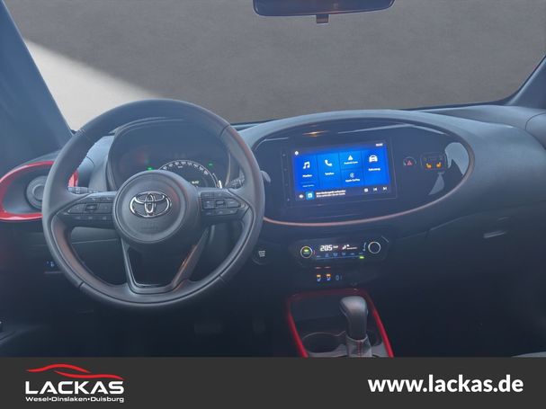 Toyota Aygo X 1.0 VVT-i 53 kW image number 13