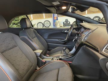 Car image 45