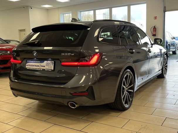 BMW 330 Touring xDrive 185 kW image number 4