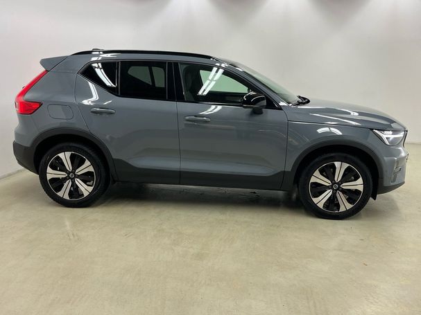 Volvo XC40 Recharge T4 Plus Dark 155 kW image number 3