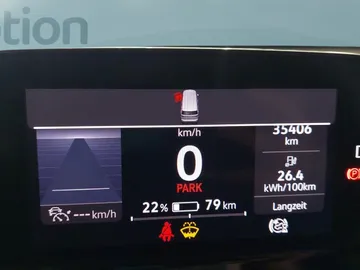 Car image 28
