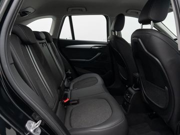 Car image 41