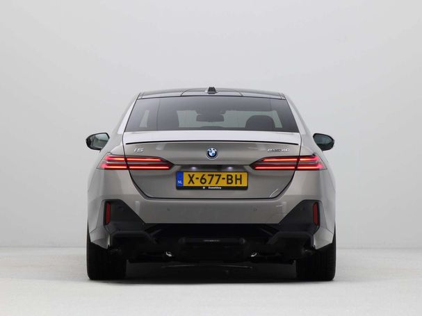 BMW i5 eDrive40 M Sport 250 kW image number 6