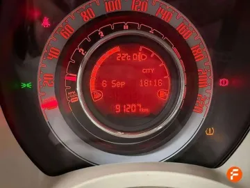 Car image 19