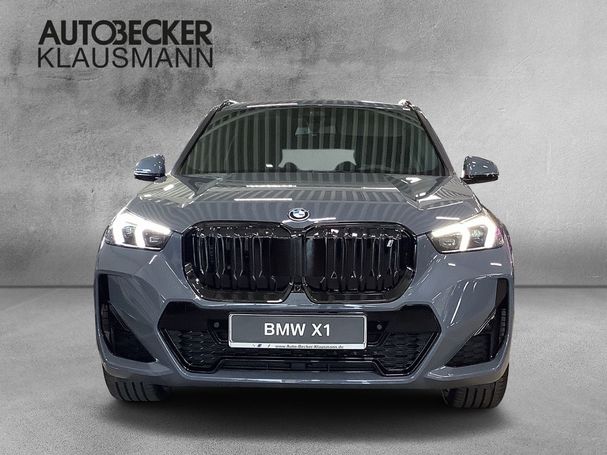 BMW iX1 xDrive M Sport 200 kW image number 3