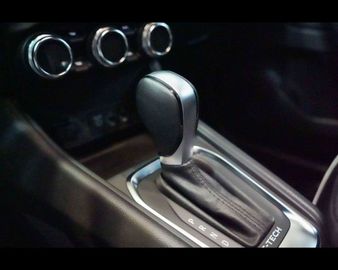 Car image 26