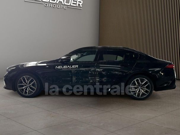 BMW 520d xDrive 145 kW image number 12