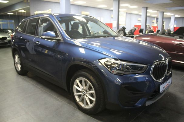 BMW X1 xDrive20d Advantage 140 kW image number 1