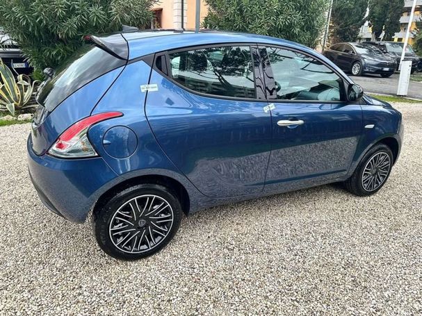 Lancia Ypsilon 51 kW image number 6