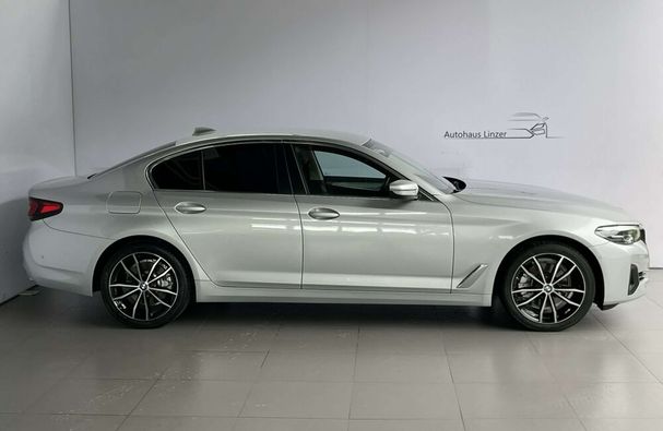 BMW 520d xDrive 140 kW image number 2