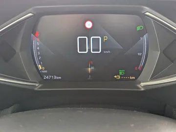 Car image 26