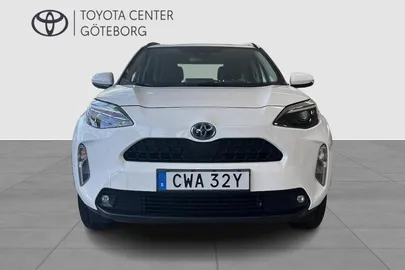 Car image 2