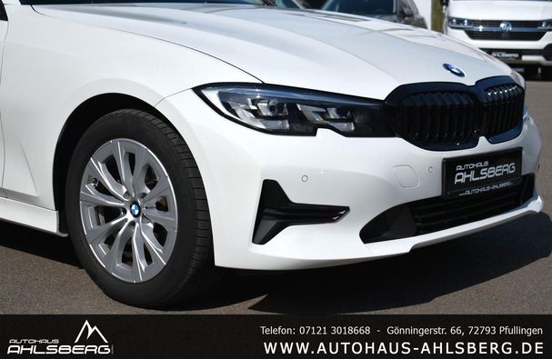 BMW 320i Touring 135 kW image number 8