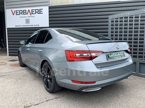 Skoda Superb 2.0 TDI DSG Sportline 110 kW image number 17