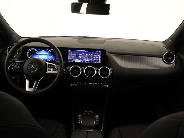 Mercedes-Benz GLA 180 100 kW image number 4