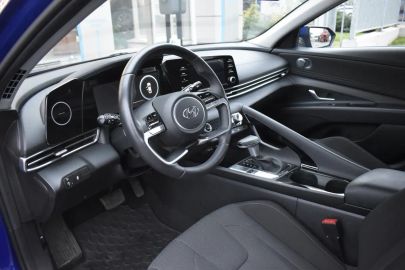 Car image 32