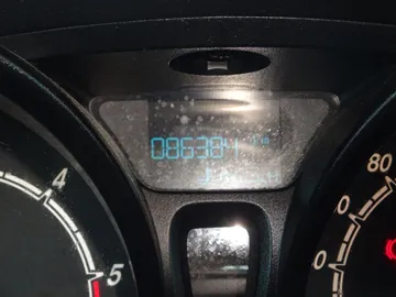Car image 27