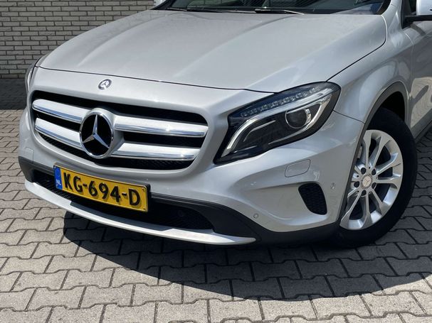 Mercedes-Benz GLA 180 90 kW image number 1