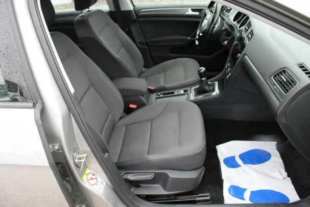 Volkswagen Golf 85 kW image number 32