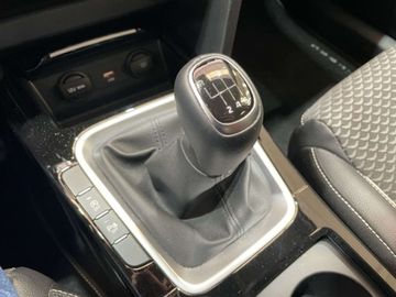 Car image 36