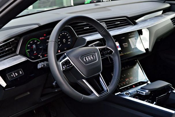 Audi e-tron 250 kW image number 20