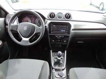 Car image 10