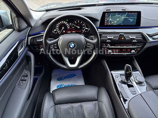 BMW 530i Touring xDrive 185 kW image number 10