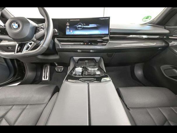 BMW 520i 140 kW image number 6