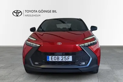 Car image 3