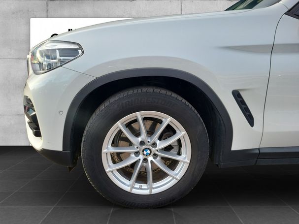 BMW X3 xDrive20d Advantage 140 kW image number 19