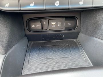 Car image 35