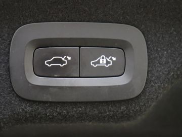 Car image 35