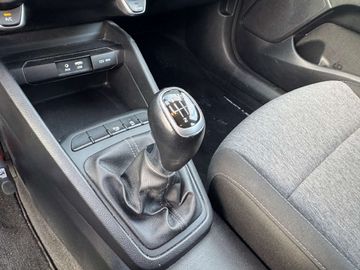 Car image 25