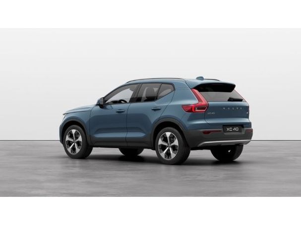 Volvo XC40 B3 Core 120 kW image number 1